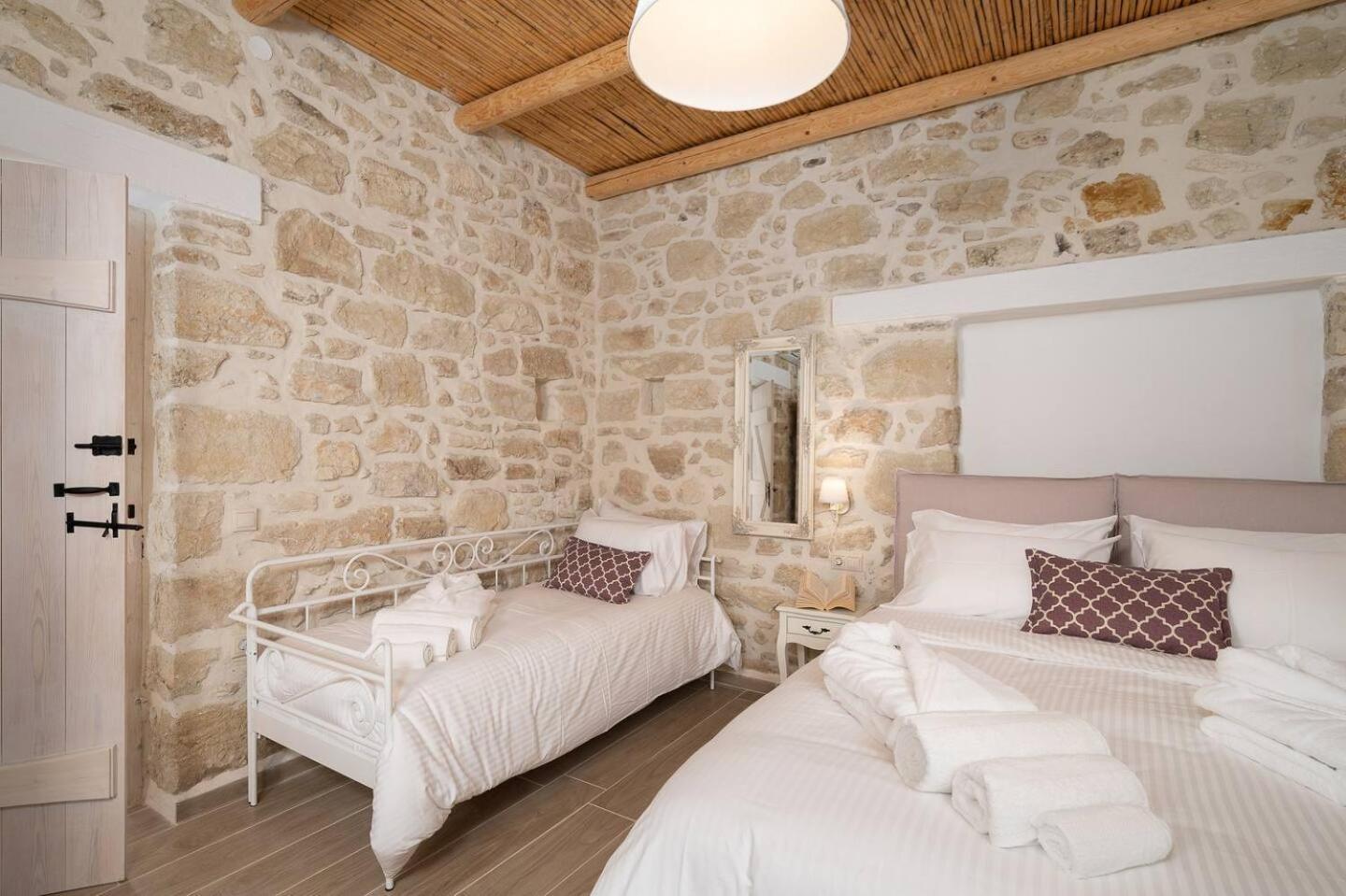 Physis Country House Near Matala Beach & Faistos Kouses Extérieur photo