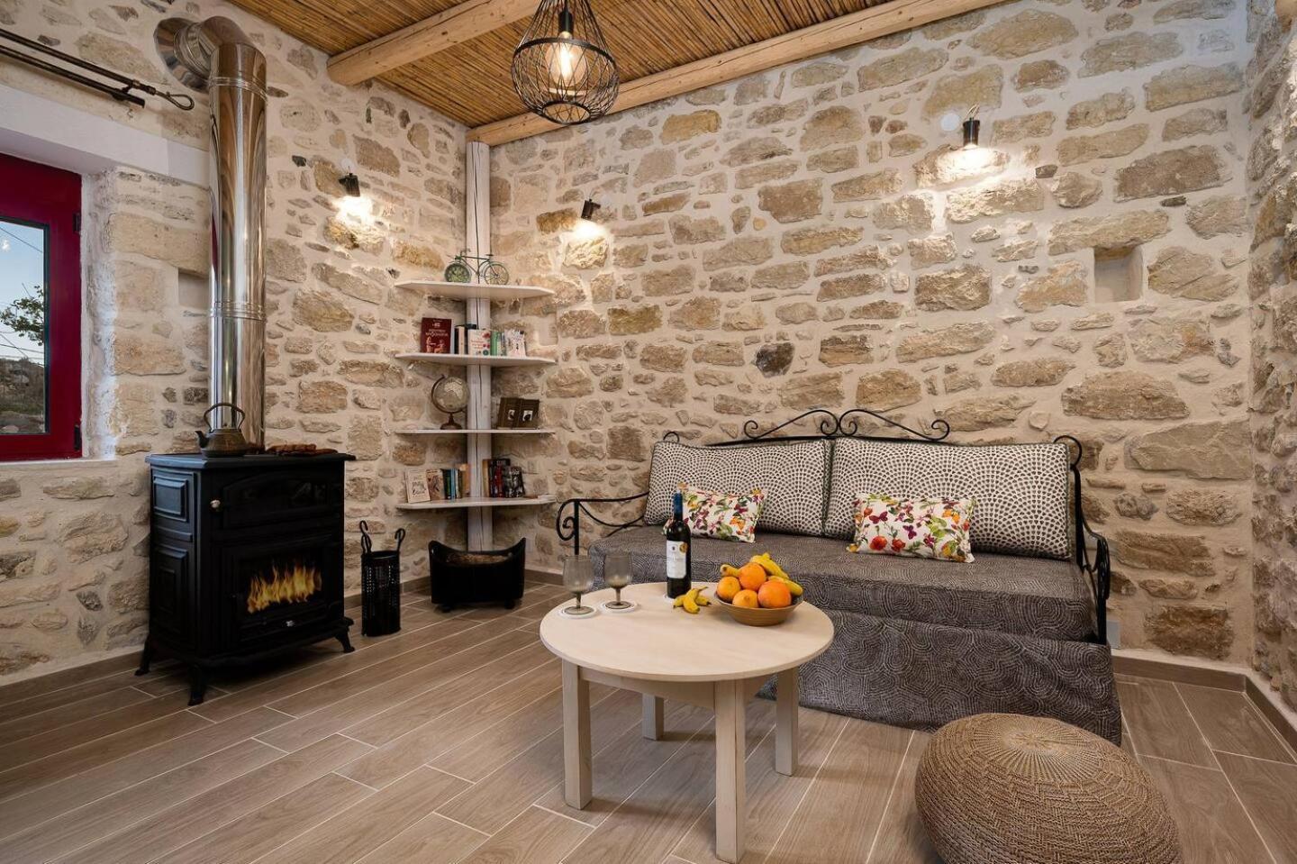 Physis Country House Near Matala Beach & Faistos Kouses Extérieur photo